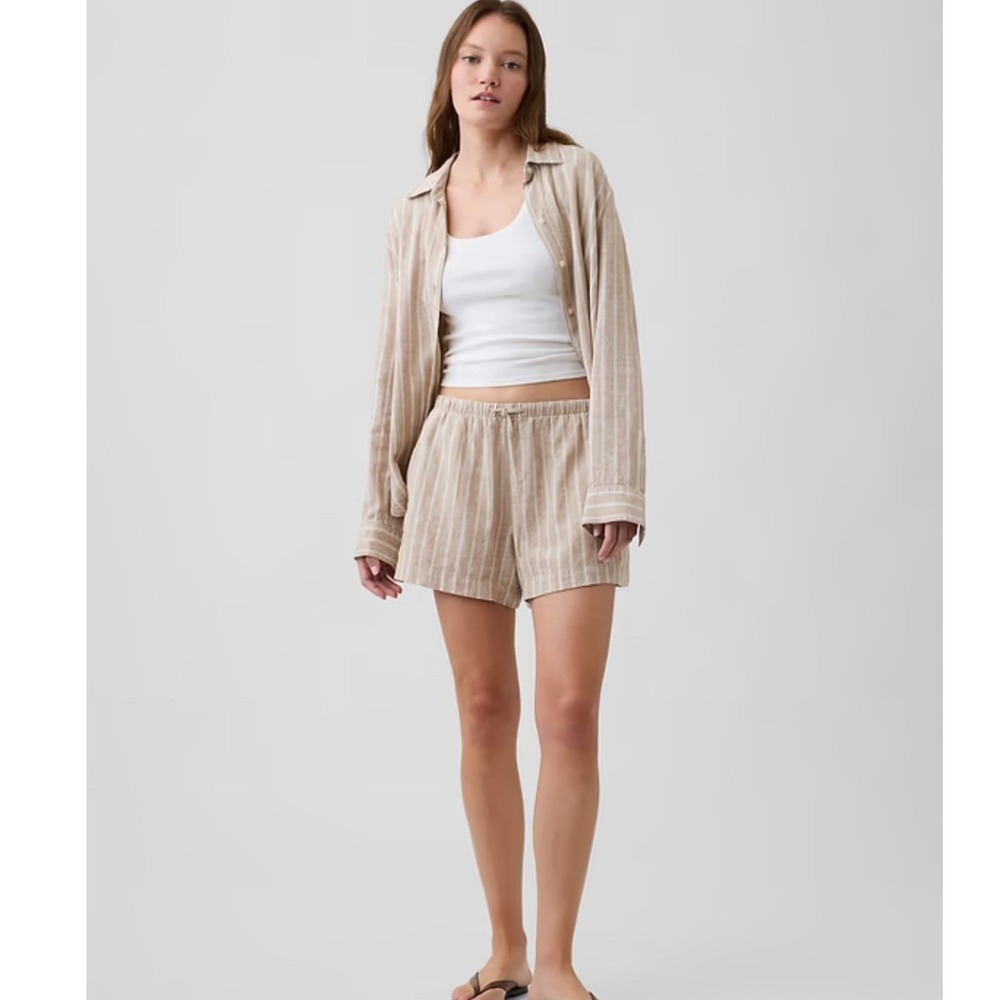 NWT Gap 4" High Rise Pull On Linen Blend Shorts Khaki White Stripe Sz M